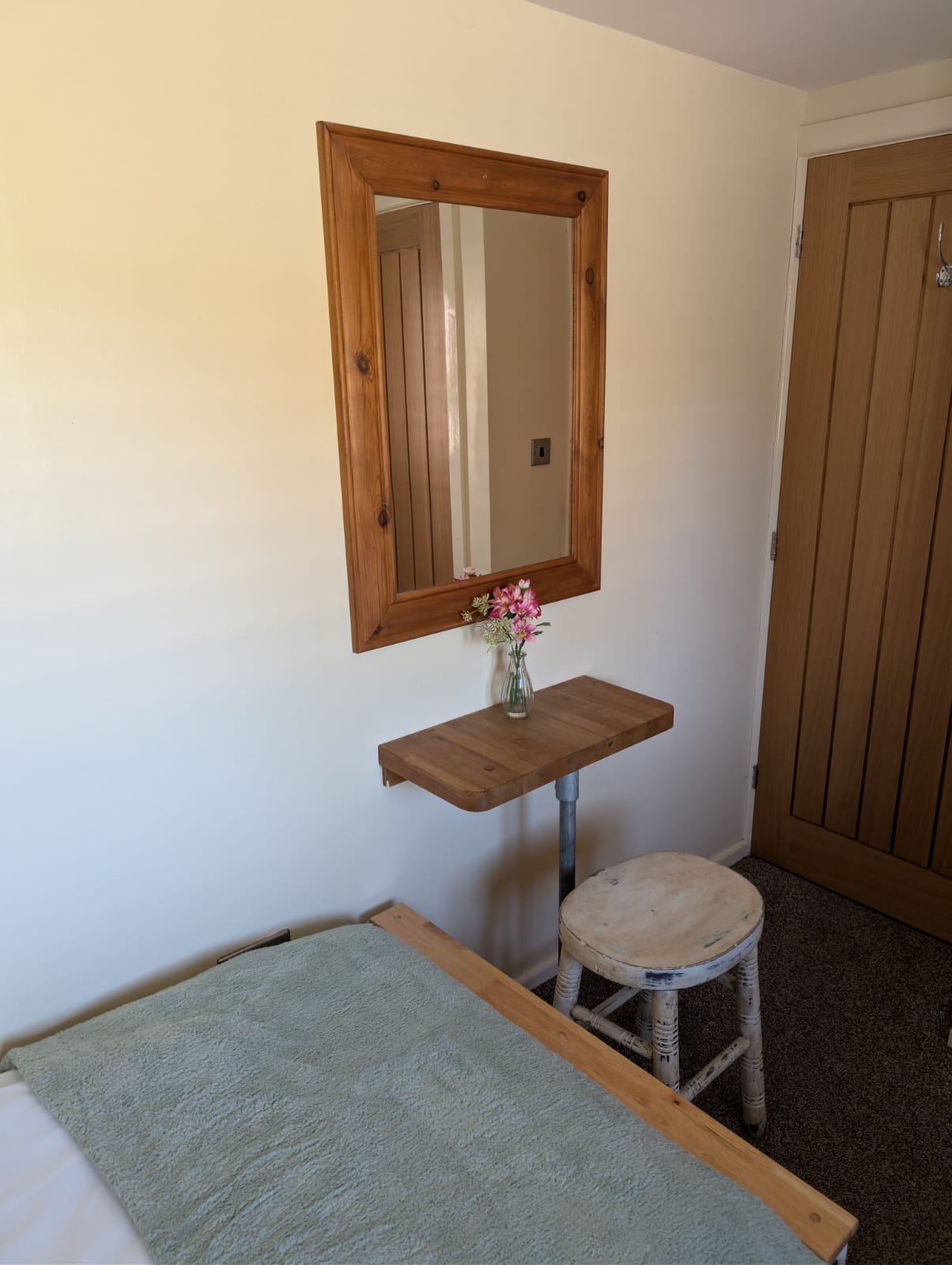 Twin Bedroom