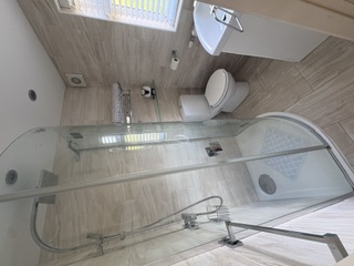En Suite Shower Room
